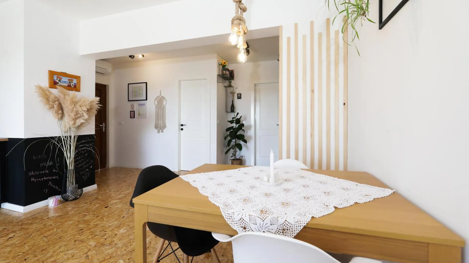4-Star Apartments Bianco Kaštela