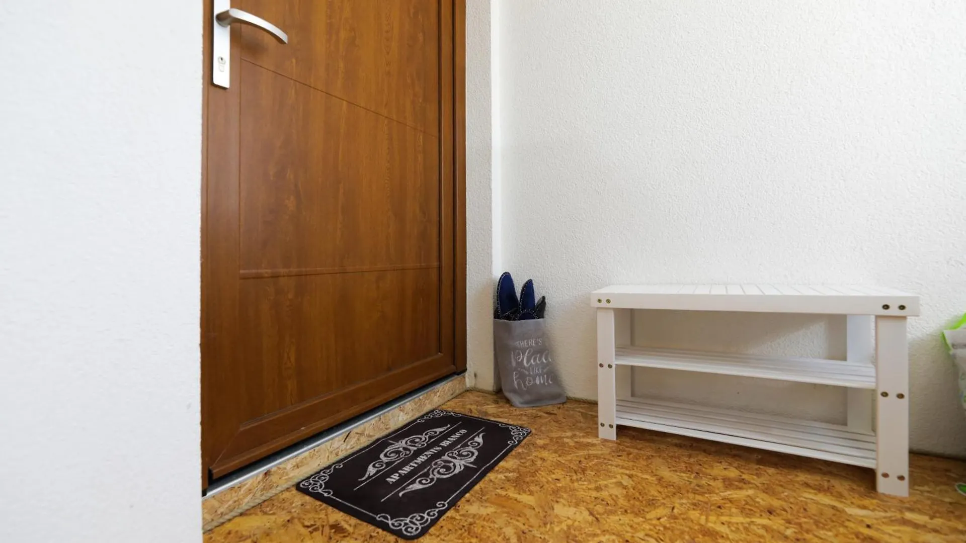4-Star Apartments Bianco Kaštela